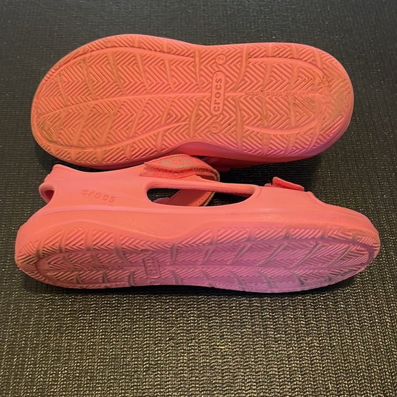 Crocs - Picture 2 of 3